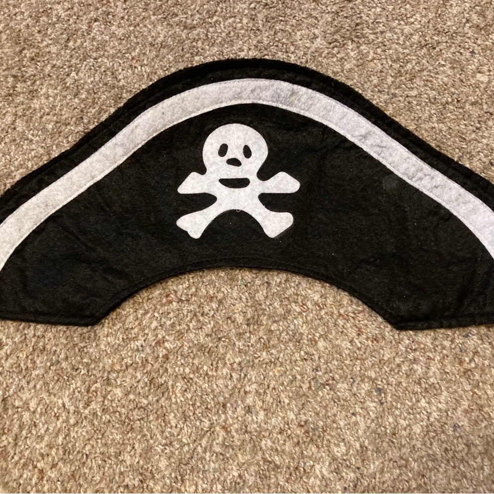 Pirate Hat Halloween Costume Accessory Felt Fabric One Size Fits Most
